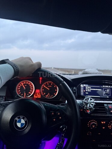 BMW 525-12