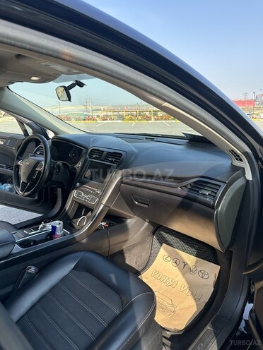 Ford Fusion (North America)-10
