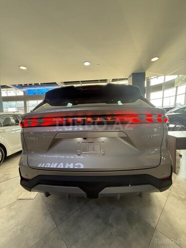 Geely Galaxy L7-4