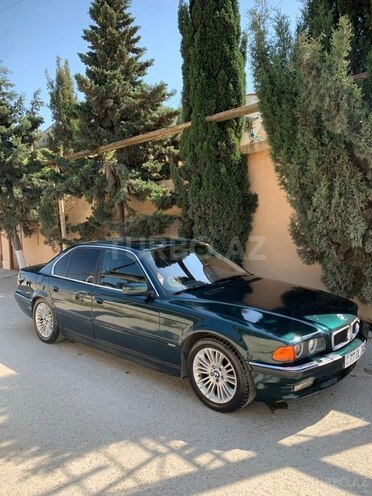 BMW 735-4