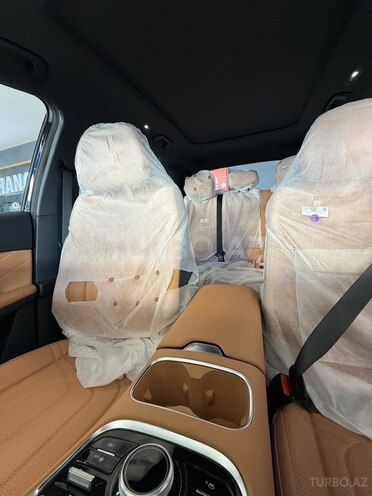 Geely Galaxy L7-10