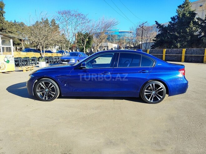 BMW 330e-2
