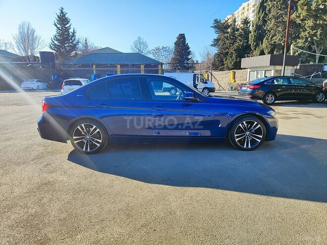 BMW 330e-6