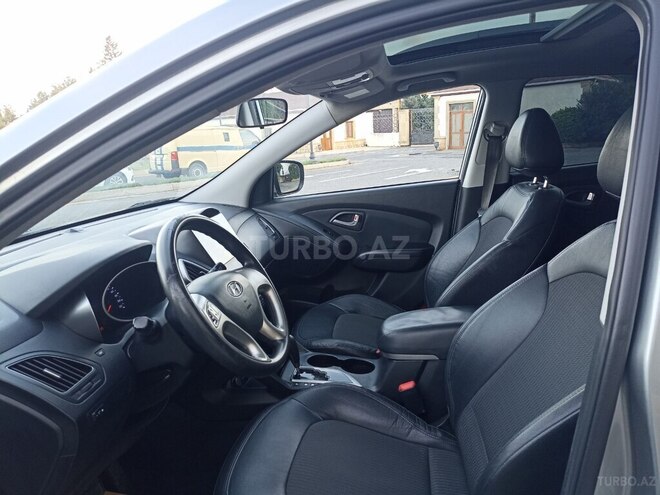 Hyundai ix35-6