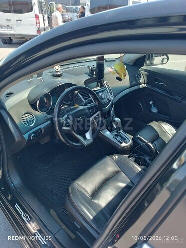 Chevrolet Cruze-15