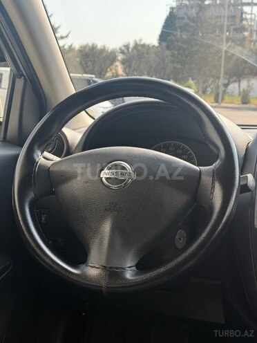 Nissan Latio-10