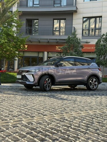 Geely Coolray-12