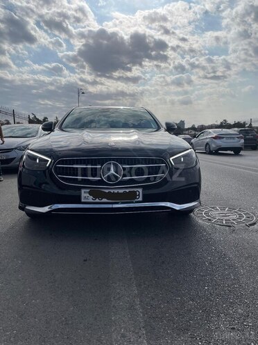 Mercedes E 300 e 4MATIC-1