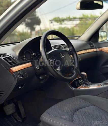 Mercedes E 220-6