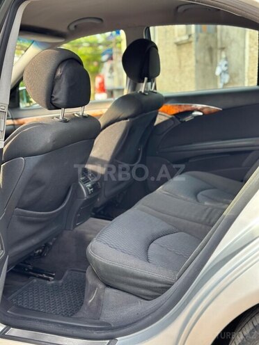 Mercedes E 220-7