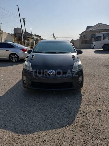 Toyota Prius-1