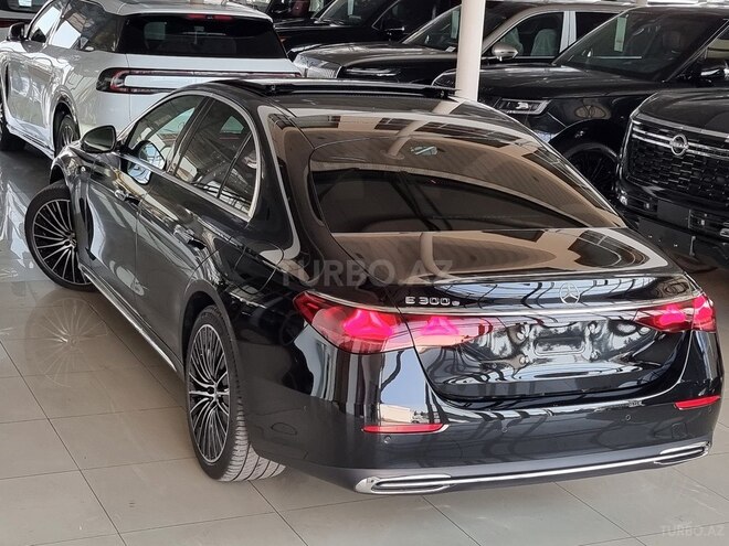 Mercedes E 350 e -10