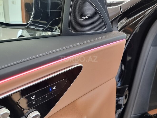 Mercedes E 350 e -29