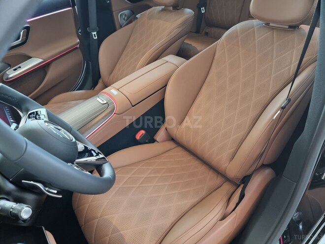 Mercedes E 350 e -26