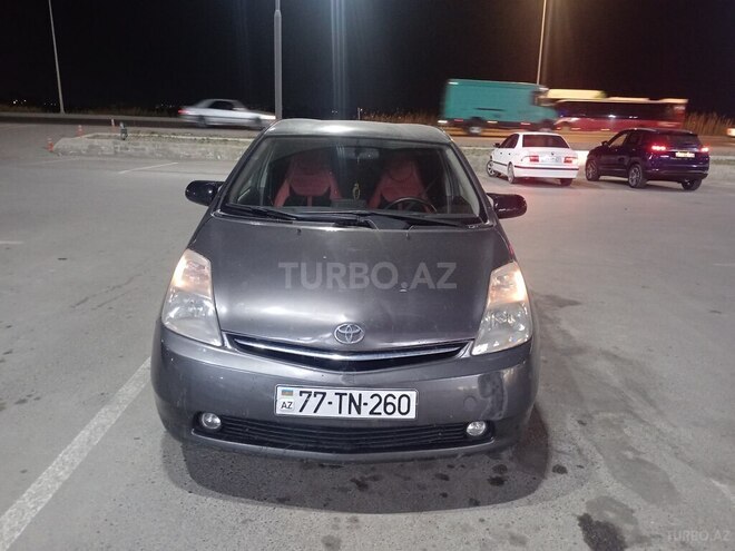 Toyota Prius-1