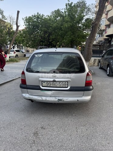 Opel Vectra-2