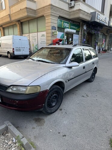 Opel Vectra-7