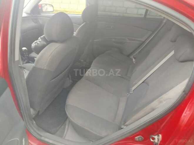 Kia Rio-11