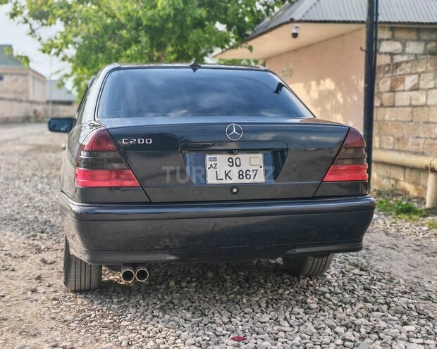 Mercedes C 200-2