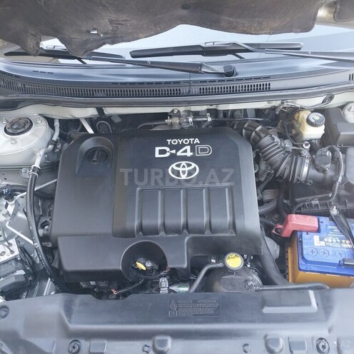 Toyota Corolla-14