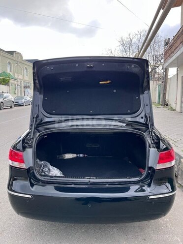 Hyundai Sonata-12