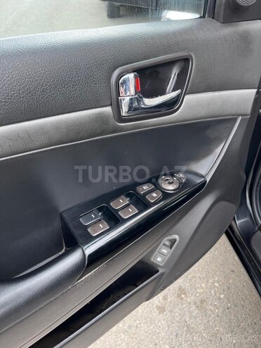 Hyundai Sonata-8