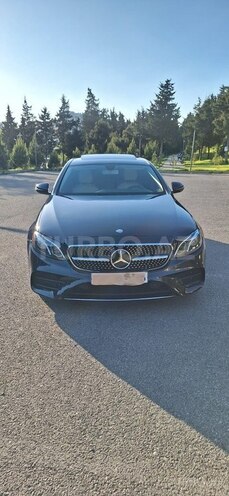 Mercedes E 300-1