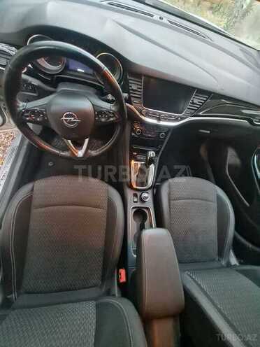 Opel Astra-9