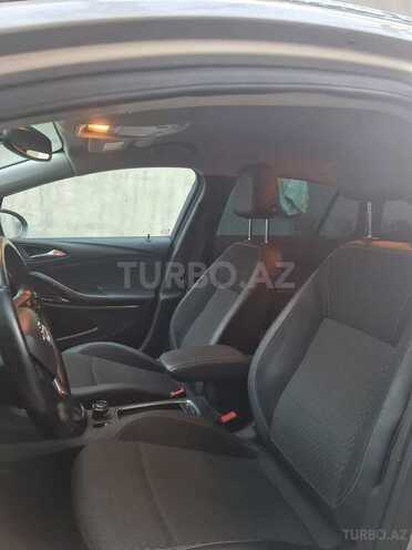 Opel Astra-10