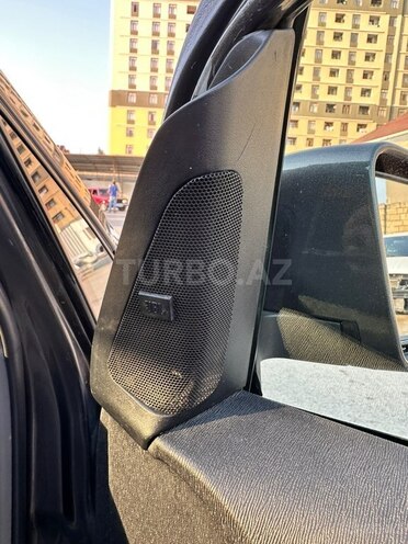Toyota Prius-14