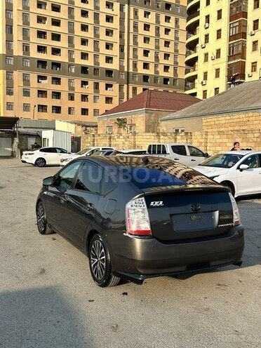 Toyota Prius-6