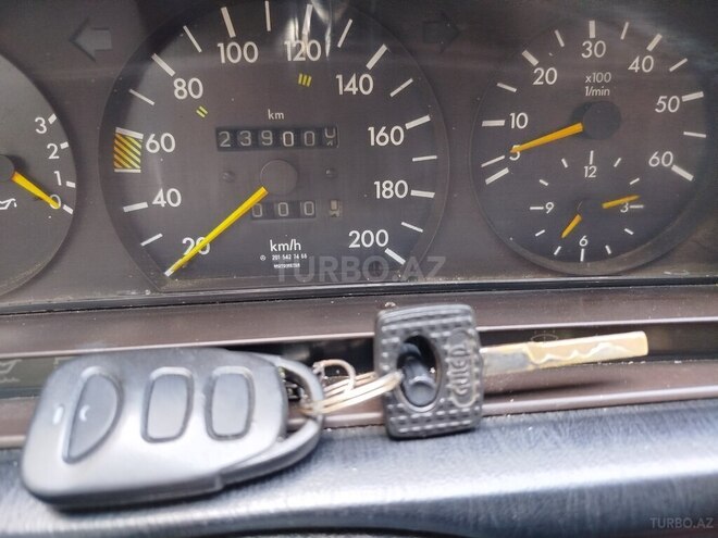 Mercedes 190-3