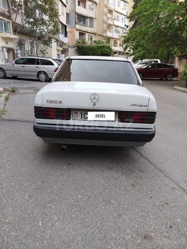 Mercedes 190-2