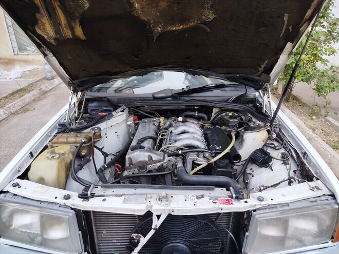 Mercedes 190-11