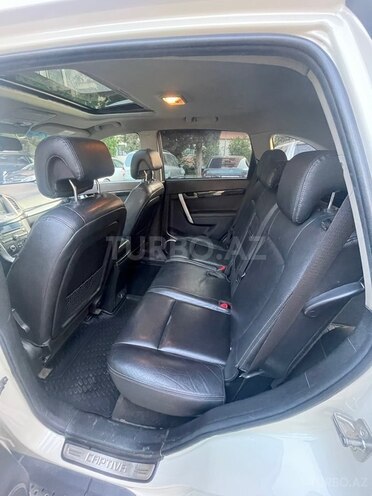 Chevrolet Captiva-8