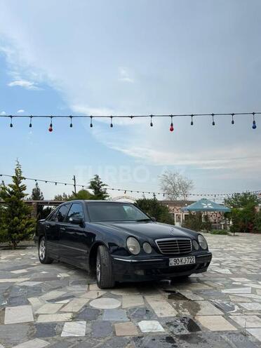 Mercedes E 220-3