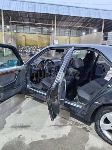 Mercedes C 200-4