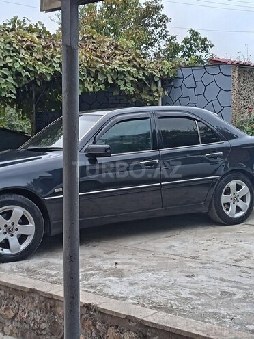 Mercedes C 200-6