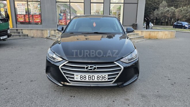 Hyundai Elantra-1