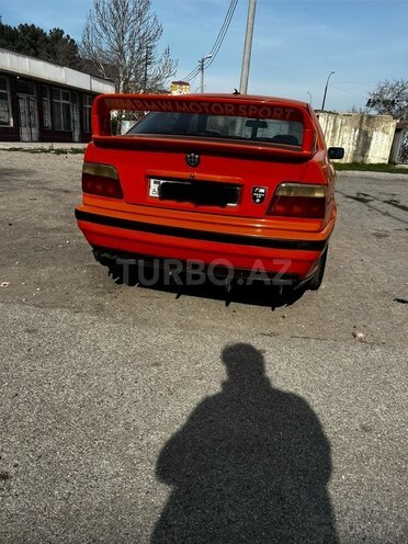 BMW 318-3
