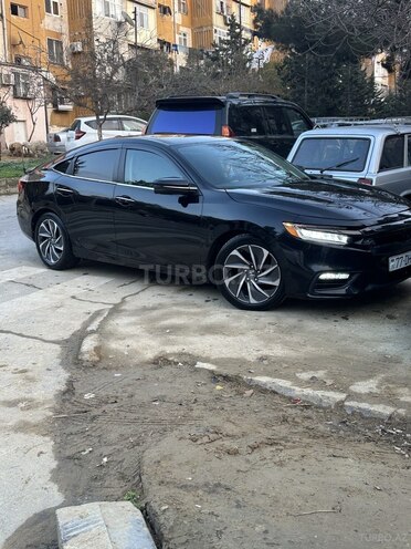 Honda Insight-3