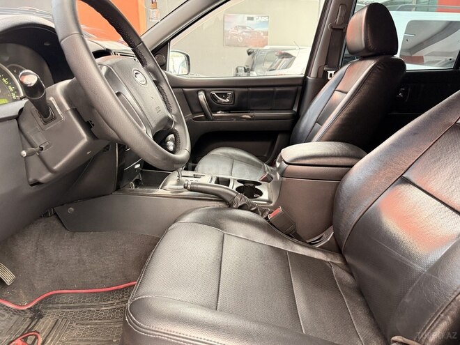 Kia Sorento-13