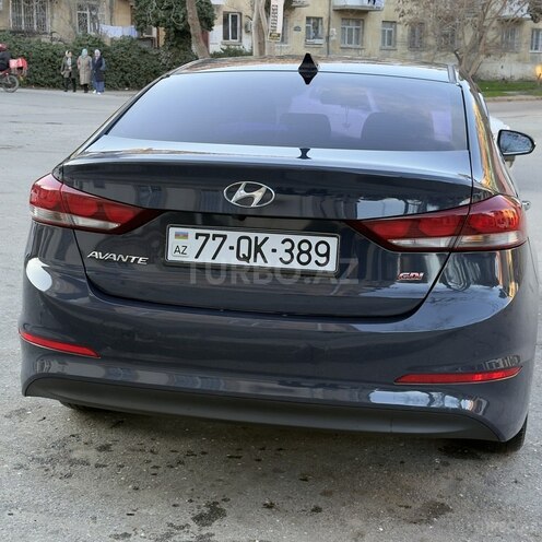 Hyundai Avante-3