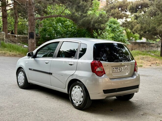 Chevrolet Aveo-4