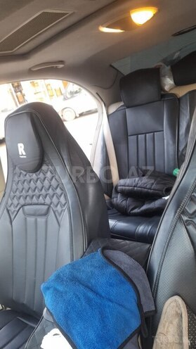 Mercedes E 240-12