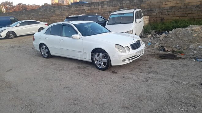 Mercedes E 240-14