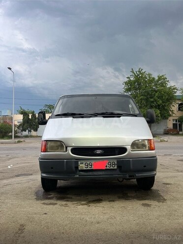 Ford Transit-1