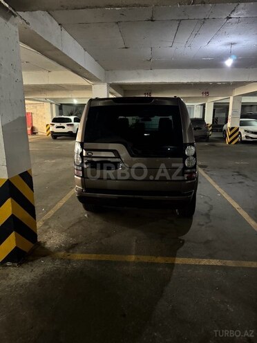 Land Rover Discovery 2015, 260,000 km - 3.0 l - Bakı