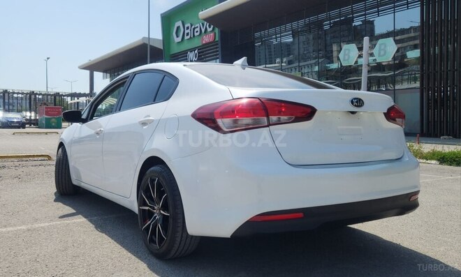 Kia Cerato-4