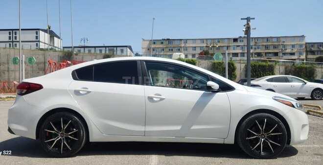 Kia Cerato-12